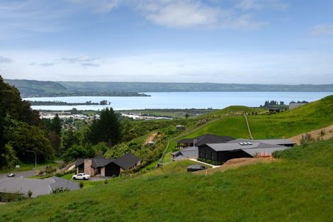 Photo of property in 1 Petes Way, Lynmore, 3076