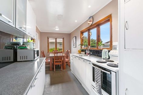 Photo of property in 119a Clevedon Road, Papakura, 2110