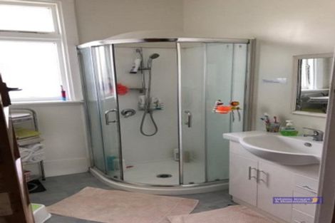 Photo of property in 82 Rattray Street, Riccarton, Christchurch, 8041