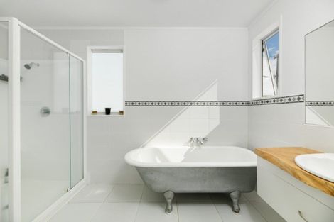 Photo of property in 1225 Papamoa Beach Road, Papamoa Beach, Papamoa, 3118