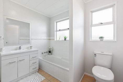 Photo of property in 3a Arthur Grove, Waikanae, 5036