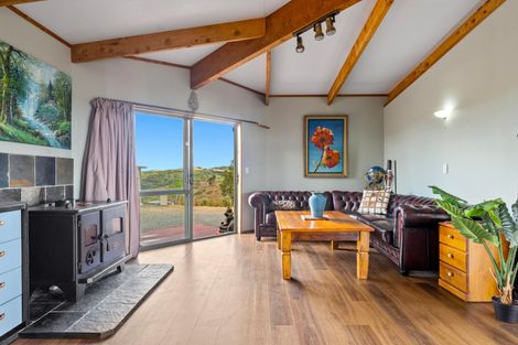 Photo of property in 663 Bickerstaffe Road, Maungaturoto, 0587