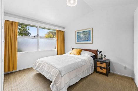 Photo of property in 12b Saint Hill Lane, Havelock North, 4130