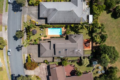 Photo of property in 5 Crestview Place, Browns Bay, Auckland, 0630