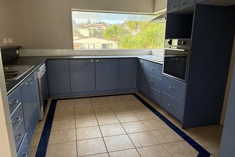 Photo of property in 48 Milan Drive, Glen Eden, Auckland, 0602
