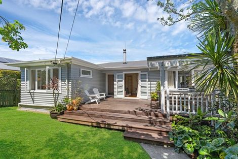 Photo of property in 60 Mcentee Road, Waitakere, Auckland, 0816