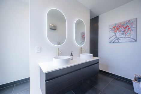 Photo of property in 63 Les Wakefield Road, Mapua, 7005