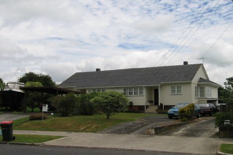 Photo of property in 100 Walmer Road, Point Chevalier, Auckland, 1022
