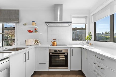 Photo of property in 52 Arabella Lane, Snells Beach, 0920
