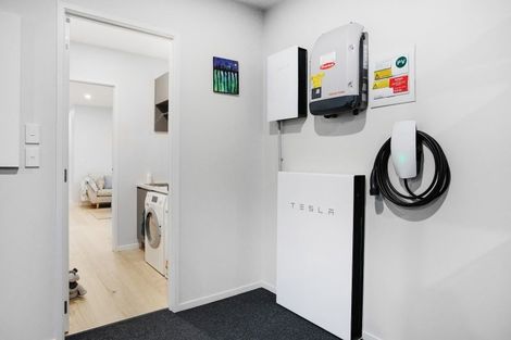 Photo of property in 12 Tarras Road, Kumeu, 0810