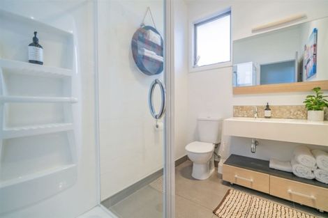 Photo of property in 5 Acacia Court, Whitianga, 3510