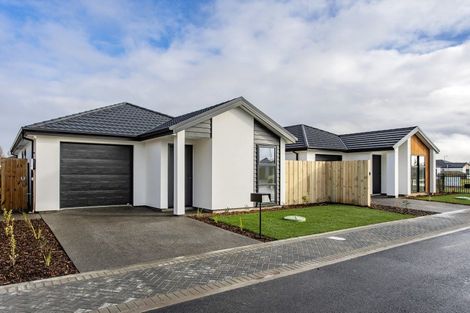 Photo of property in 11 Oakvale Lane, Halswell, Christchurch, 8025