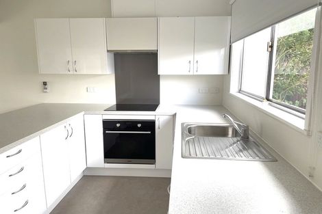 Photo of property in 3/122 Archers Road, Glenfield, Auckland, 0629