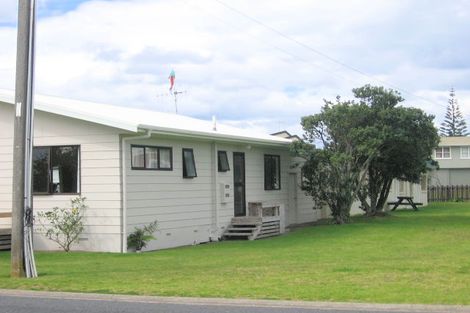 Photo of property in 116b Barbara Avenue, Whangamata, 3620