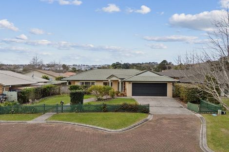 Photo of property in 57 Carisbrook Crescent, Papakura, 2110