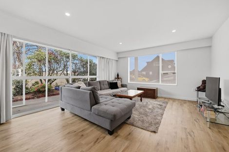 Photo of property in 160 Macandrew Road, South Dunedin, Dunedin, 9012