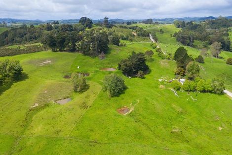 Photo of property in 229 Settlement Road, Kaiwaka, 0573