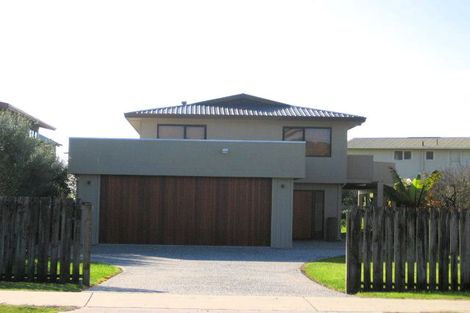 Photo of property in 79 Captain Cook Road, Cooks Beach, Whitianga, 3591