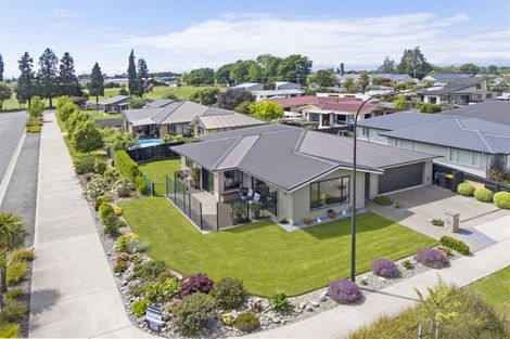 Photo of property in 37 Kerei Street, Motueka, 7120