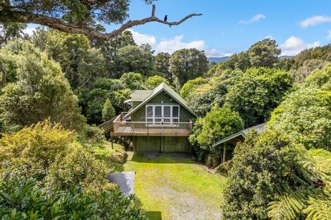 Photo of property in 98 Avro Road, Blue Mountains, Upper Hutt, 5371