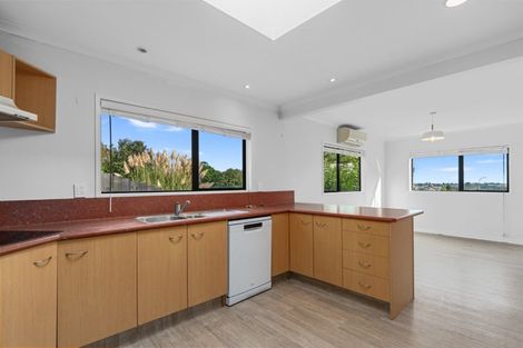 Photo of property in 14b Portland Street, Welcome Bay, Tauranga, 3112