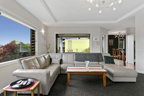 Photo of property in 1/13 Scenic Heights, Acacia Bay, Taupo, 3330