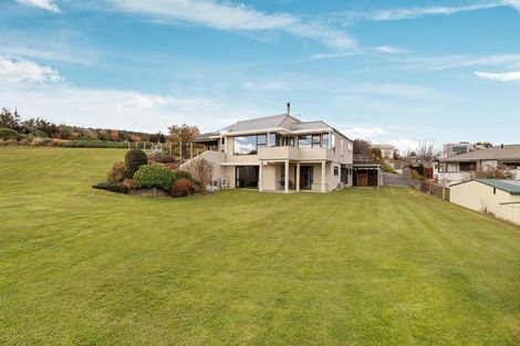 Photo of property in 98 Hunter Crescent, Wanaka, 9305