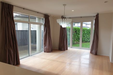 Photo of property in 5 Baber Drive, Stonefields, Auckland, 1072