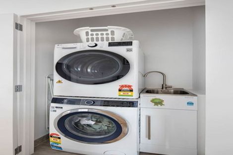 Photo of property in 23 Paeroa Street, Newtown, Wellington, 6021