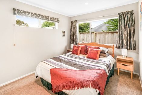 Photo of property in 4 Hereford Place, Grandview Heights, Hamilton, 3200