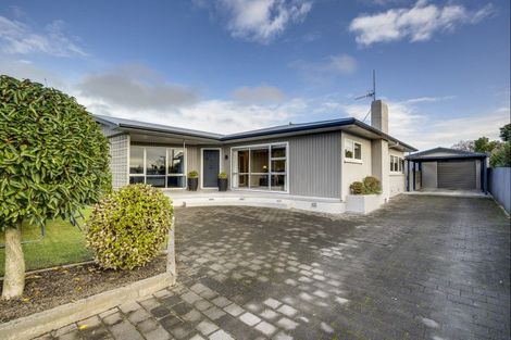 Photo of property in 42 Balliol Avenue, Pirimai, Napier, 4112