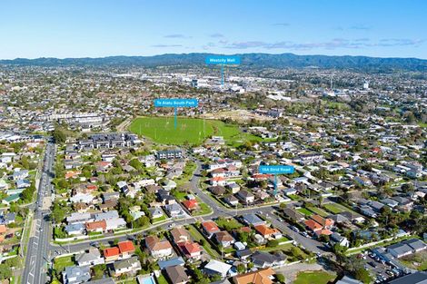 Photo of property in 1/18 Strid Road, Te Atatu South, Auckland, 0610