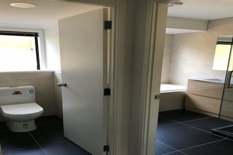 Photo of property in 14 Loloma Drive, Half Moon Bay, Auckland, 2012