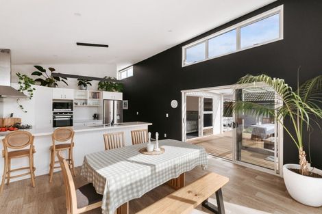 Photo of property in 29 Oriental Parade, Papamoa Beach, Papamoa, 3118