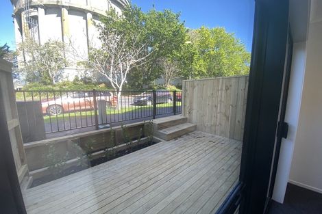 Photo of property in 1/14 Ruakiwi Road, Hamilton Lake, Hamilton, 3204