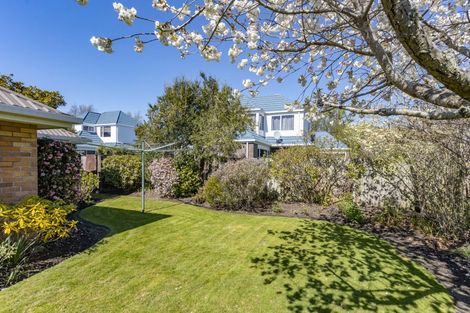 Photo of property in 4 Wardour Mews, Avonhead, Christchurch, 8042