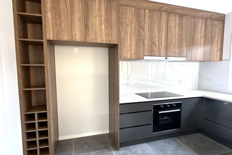 Photo of property in 25c Borrowdace Avenue, Botany Downs, Auckland, 2010