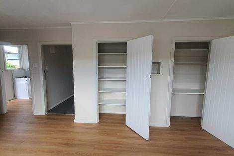 Photo of property in 12 Lambeth Crescent, Northcote, Christchurch, 8052