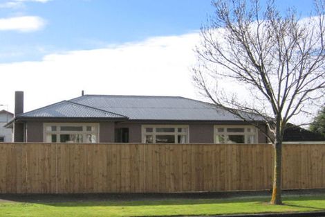 Photo of property in 7 Ihle Street, Terrace End, Palmerston North, 4410