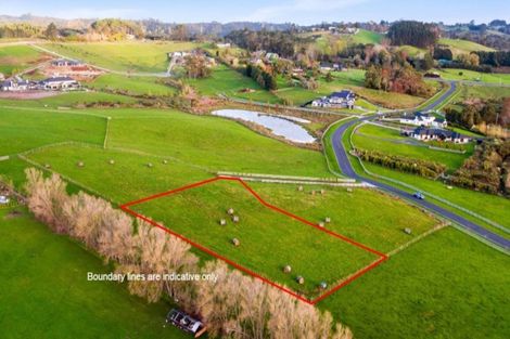 Photo of property in 22 Oak Valley Road, Dairy Flat, Albany, 0792