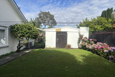 Photo of property in 2/96 Hinau Street, Riccarton, Christchurch, 8041