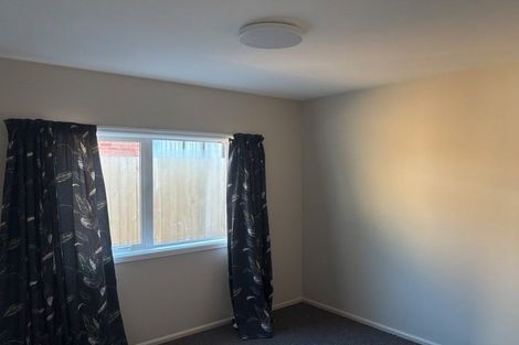 Photo of property in 8 Auburn Avenue, Upper Riccarton, Christchurch, 8041