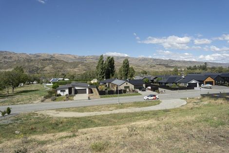 Photo of property in 55 Stratford Drive, Mount Pisa, Cromwell, 9383