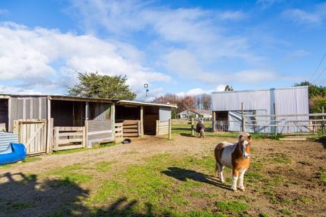 Photo of property in 3307 State Highway 2, Clareville, Carterton, 5713