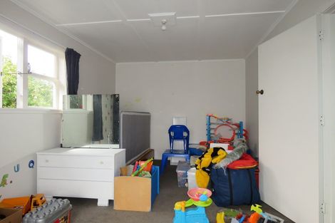 Photo of property in 30 Bright Street, Westport, 7825