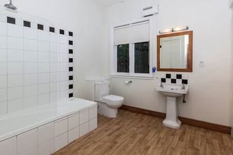 Photo of property in 126 Bristol Street, St Albans, Christchurch, 8014