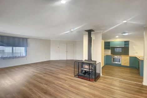 Photo of property in 16 Loveridge Place, Morrinsville, 3300