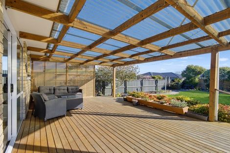 Photo of property in 35 Woodgrove Avenue, North New Brighton, Christchurch, 8083