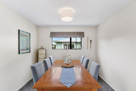 Photo of property in 308 Main Road, Tawa, Wellington, 5028