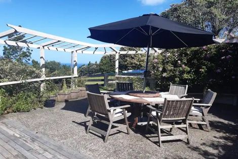 Photo of property in 144 Wade River Road, Wade Heads, Whangaparaoa, 0932